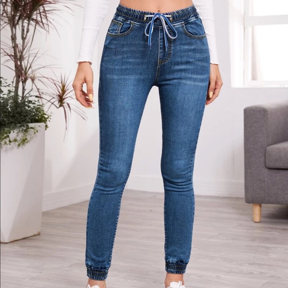 Booty lifting Joggers